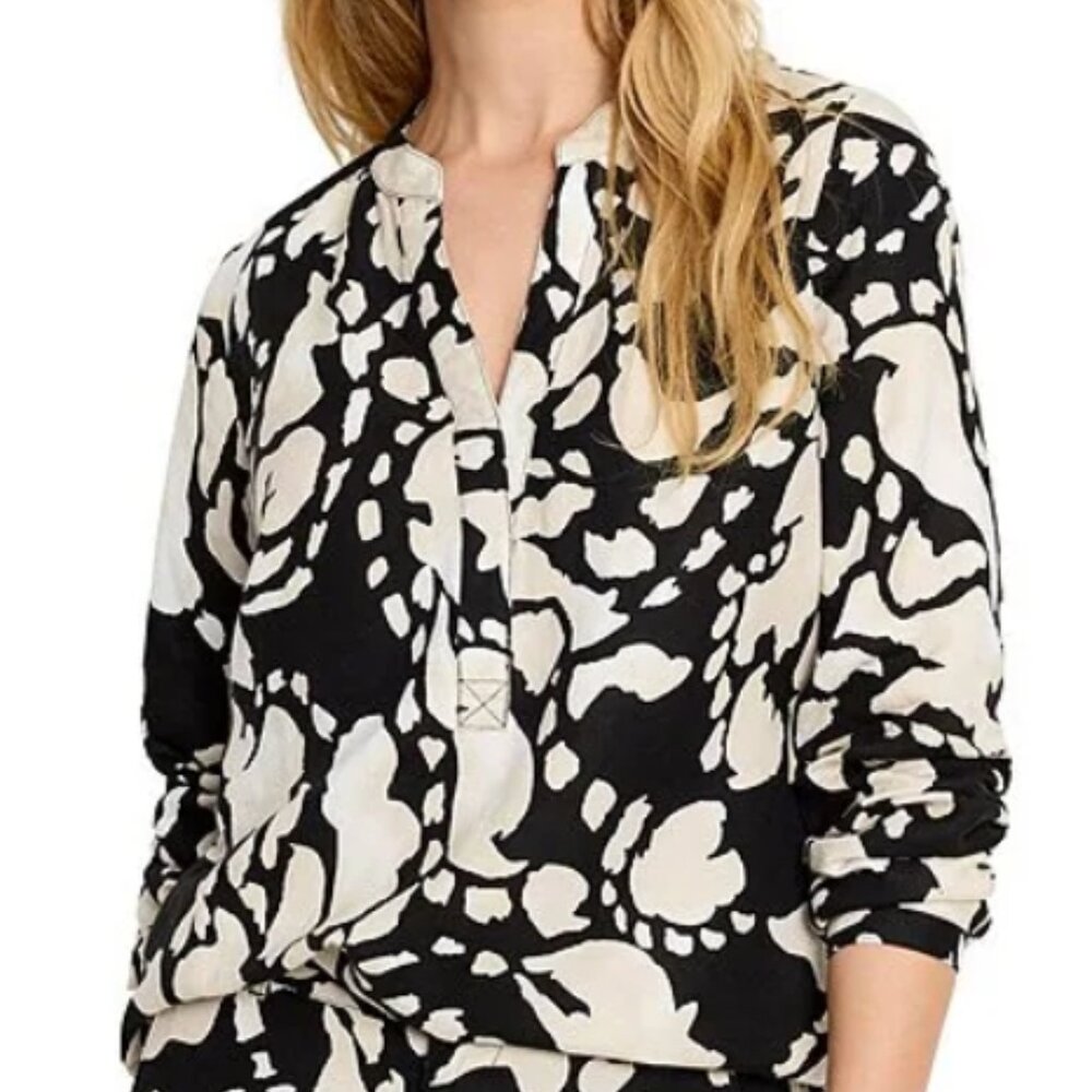 NIC + ZOE Woven Evening Petal V-Neck Long Sleeve Shirt